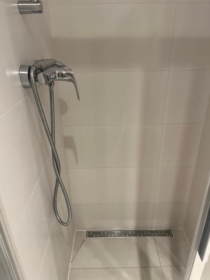 Good Wolska Residence Варшава Екстериор снимка